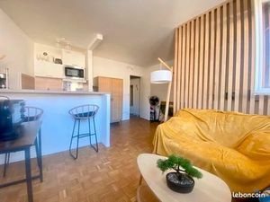 Studio meublé 28 m² bon pour étudiant