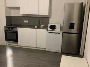 Apparemment t2 meublé a Cuge