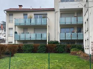 MAGNIFIQUE T3/au calme et sécurité/sans vis à vis/QUARTIER COTE LE VIEUX RILLIEUX