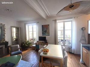 Appartement haussmanien métro Voltaire