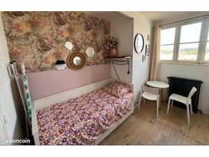 Studio meublé lumineux – 11 m² – 9ᵉ étage avec ascenseur – Cours Vitton