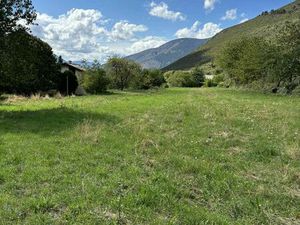 Terrain constructible 2471m² / Saint-Dalmas Valdeblore