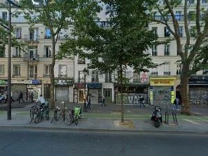 Boutique 40m2 + 25m2 etage