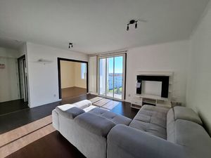 Rochefort Appartement 3 pièces 72  87 m² Loi Carrez + garage