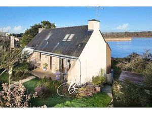 A vendre propriété vue mer avec accès direct au littoral Paimpol