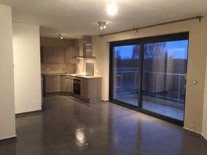 APPARTEMENT RECENT DANS NOUVELLE RESIDENCE