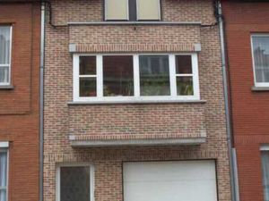 Maison 200m² sur 3 niveaux garage + jardinet