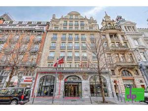 Centre Ville: Place De Brouckère - Restaurant de 155 M²