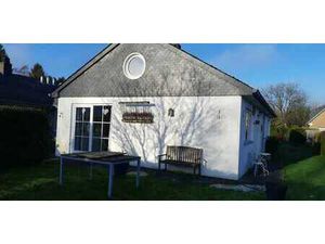 Charmante maison 3 façades de plain-pied à 5555 Bièvre