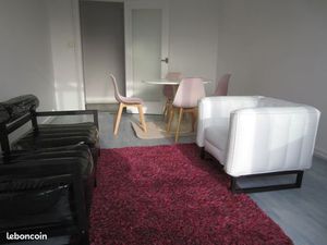 Cité du Design  Dernier étage  balcons  chauffage inclus