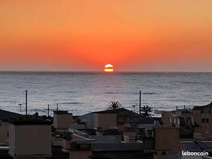 Appartement de deux pièces avec une vue directe de mer à Antibes