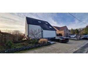 Belle maison moderne 4 façades