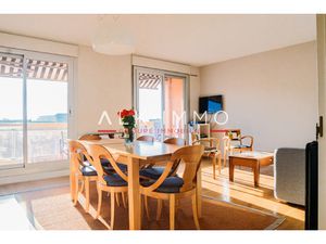 T3/T4 avec vue Mont-Blanc  terrasse et garage en Centre-vill