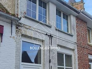 Maisonnette casseloise avec courette