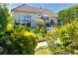 Maison de 120 m2 sur sous-sol total à Plaisir