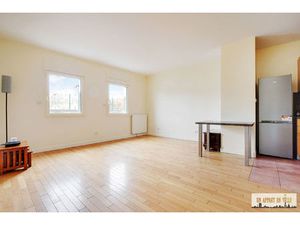 Boulogne - Avenue Jean-Baptiste Clément et rue du Transvaal - Dans immeuble moderne  2 piè