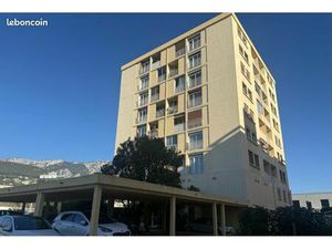 A VENDRE A LA VALETTE DU VAR : Appartement T4 Bis : Sud/Ouest : 2 ou 3 Chambres
