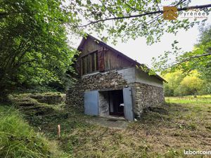 Grange 2 pièces 100 m²