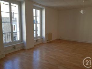 Appartement T3 à louer - 2 pièces - 66 10 m2 - Fougeres - 35 - BRETAGNE