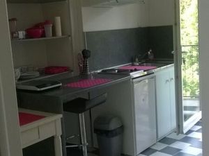 Appartement meublé dans maison avec jardin centre-ville