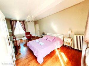 Studio à louer■Eau  ■Bref toute charge comprise.■Ne répond qu'au appel