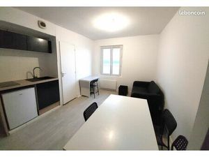 Loue quartier Gare F2 meublé 30 m2