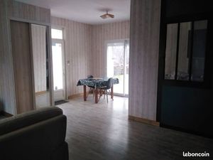 Maison meublée F3 avec garage a Fontenay le comte