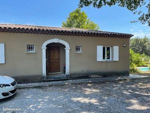 Maison de charme dans beau domaine