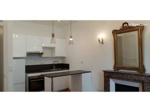 Grenoble hyper centre 2P