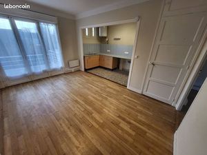 Appartement lumineux à proximité du centre