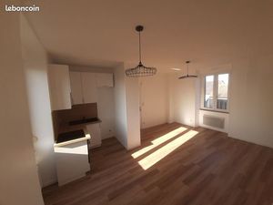 Chateaugiron lour t3 calme centre ville