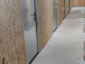 Box à louer  centre ville Lorient  boulevard Léon Blum