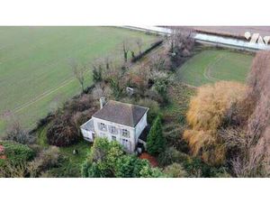 Vente Maison à Saint-Georges-sur-l'Aa (59820) : à vendre / 128m² Saint-Georges-sur-l'Aa