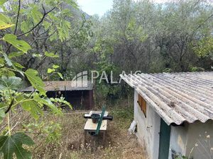 Terrain agricole avec cabanon Peille
