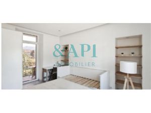 LOCATION Studio meublé rénové avec terrasse Proche gare et