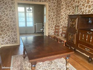 Petite maison avec grand terrain Laval