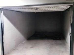 Location garage/box fermé