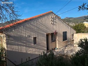 A vendre Toulon 83200 Quartier Ouest Maison individuelle 5 pièces 3 chambres + suite paren