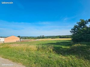 Terrain à batir 900m² Mirecourt