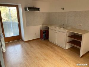 T3 lumineux avec terrasse