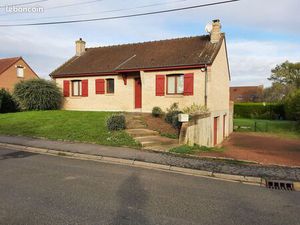Maison avec jardin  950 /mois