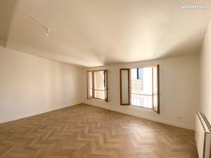 Appartement T3 Centre Perpignan - 60 m2 - rue des Augustin