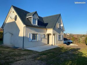 Maison a louer - pavillon avec sous sol complet et dependances