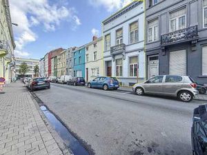 MAISON 4 CHAMBRES + BUREAU ET JARDIN