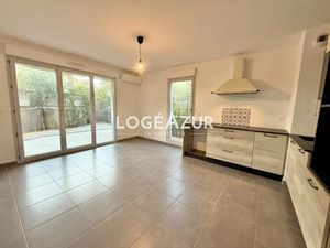 VENTE APPARTEMENT REZ DE JARDIN ANTIBES - COMBES - 2 CHAMBRES