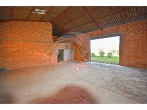 Hangar agricole sur une parcelle de 5000 m² environ