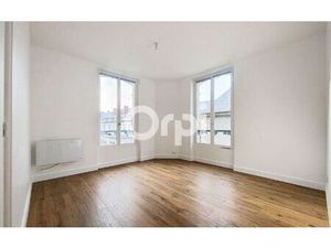 Location appartement  m² T-2 à Compiègne  670 €