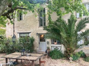 Mas en pierre à vendre refait à neuf 253 M2 +110M2 de gîte