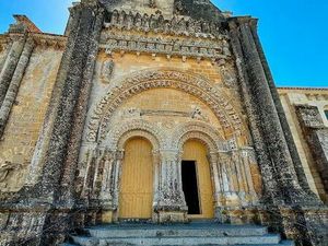 RECHERCHE maison ancienne 60/90m2 à vouvant intramuros