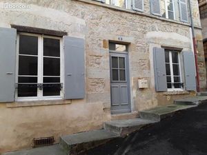 A louer appartement centre ville billom